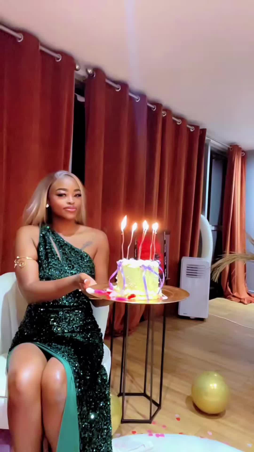 @fille unique 🇨🇬🇬🇶🇨🇵🇺🇸