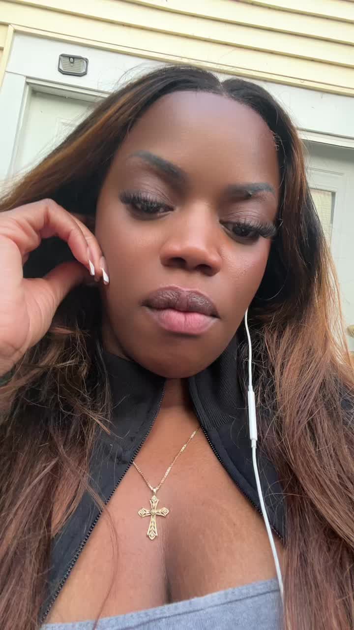 @IESHA SHEENA