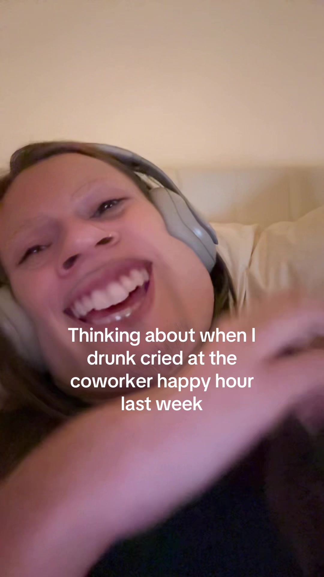 @🧍🏼♀️