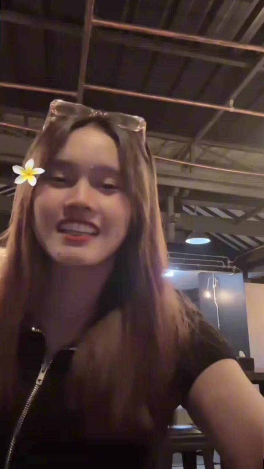 @✮🦈บ่อนีร่ำ🦈✮