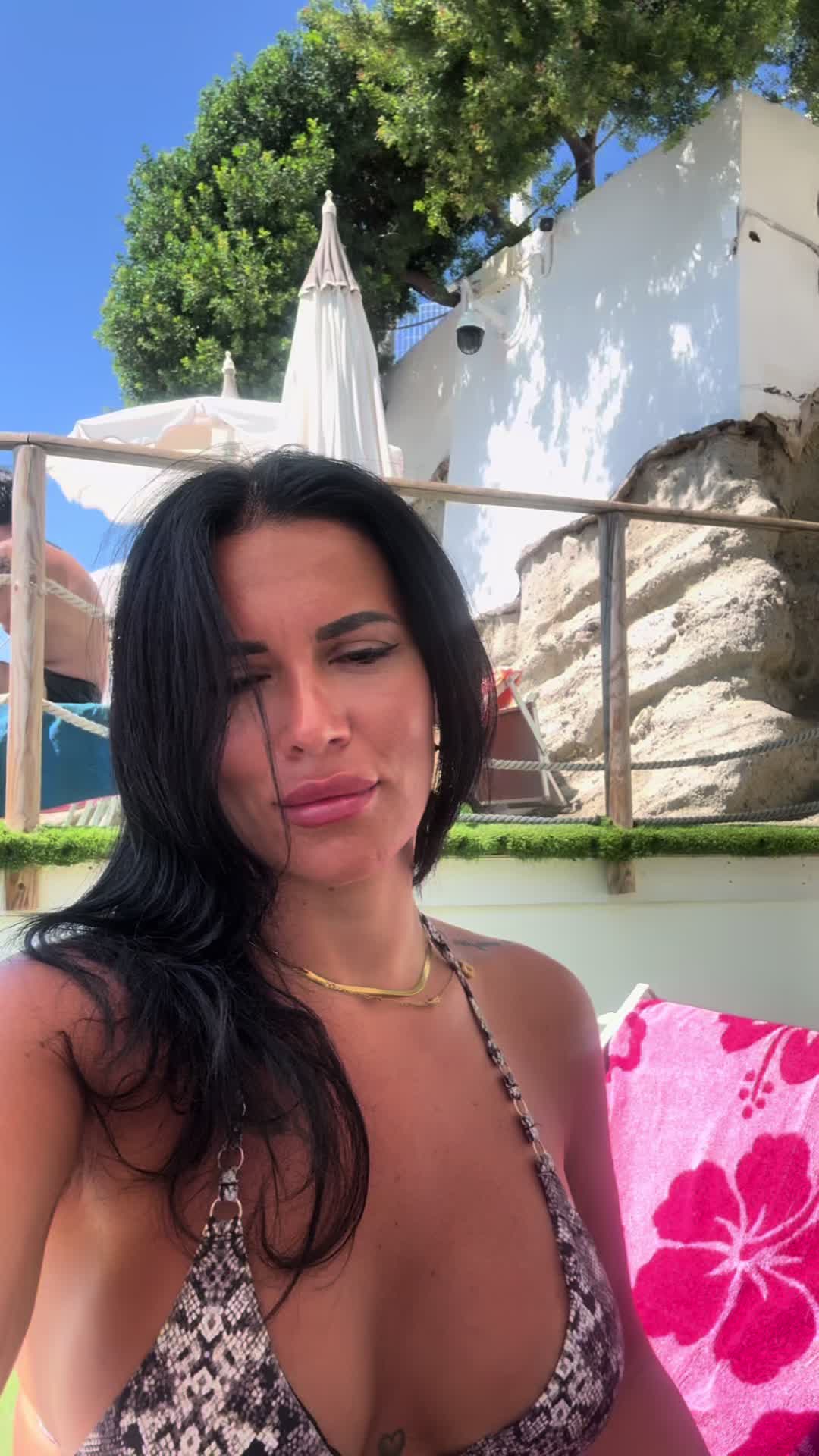 @Daniela Dany♉