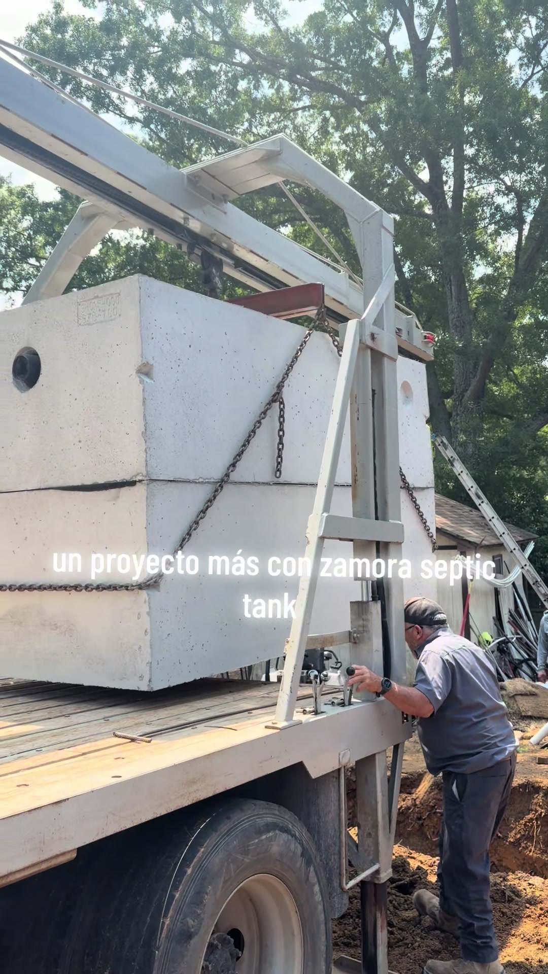 @Roberto Zamora