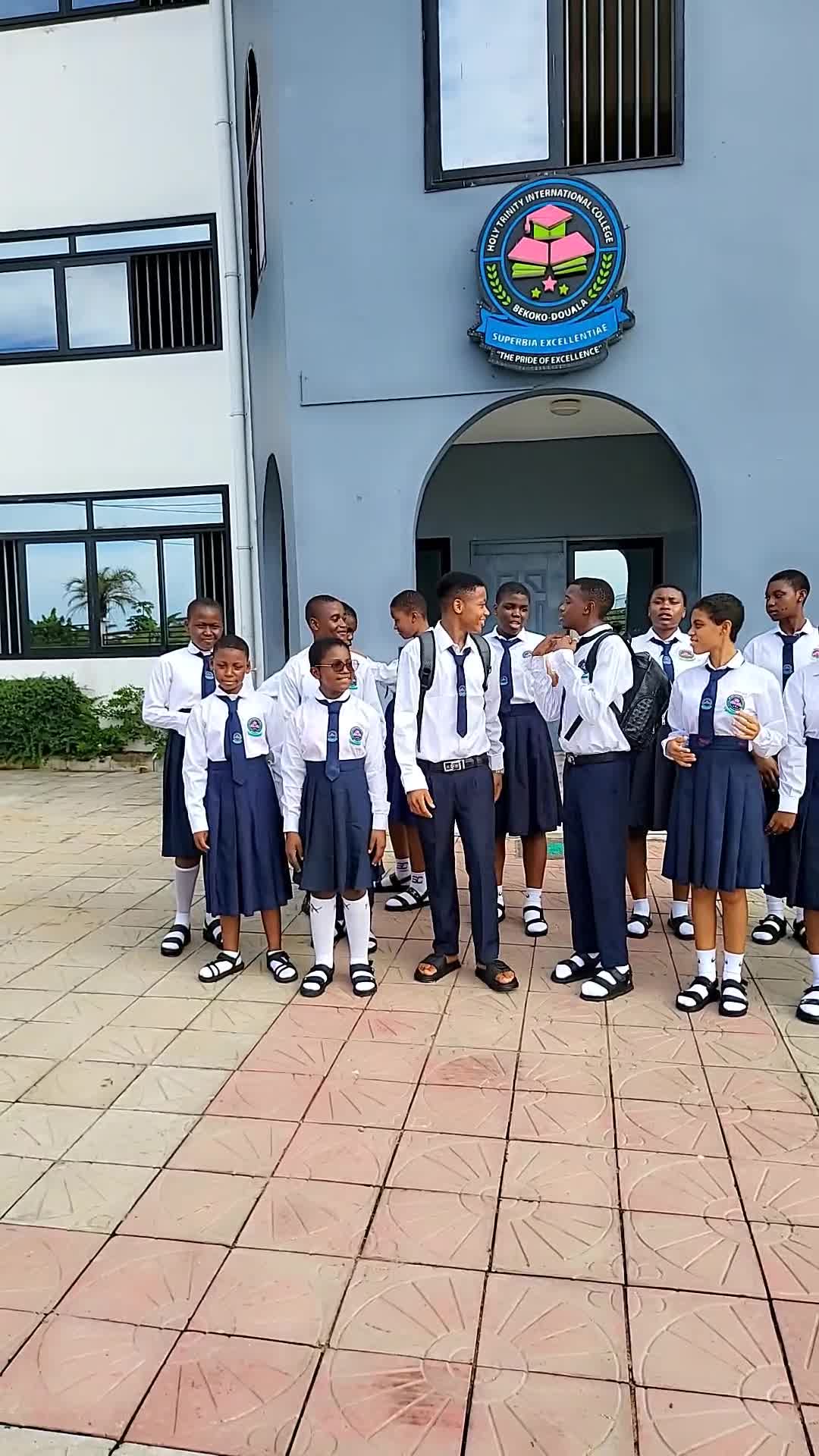 @HOLY TRINITY INTER COLLEGE