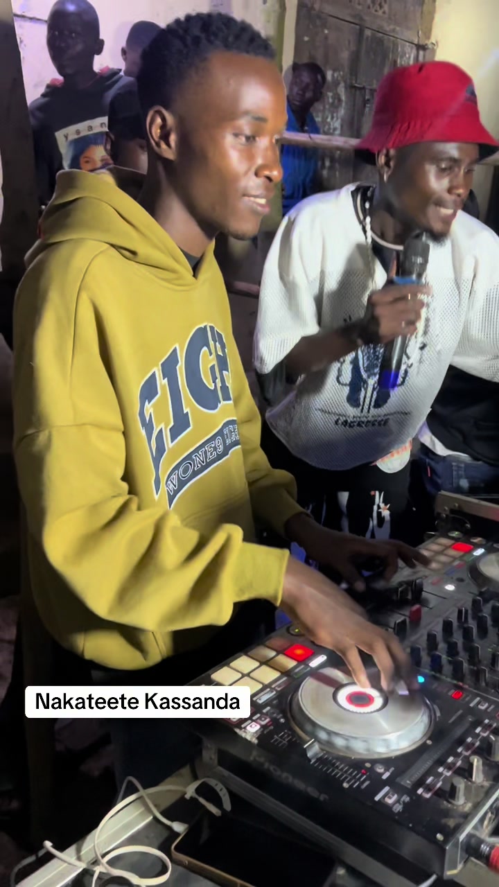@Dj kenny pro ekijjumbula (New)
