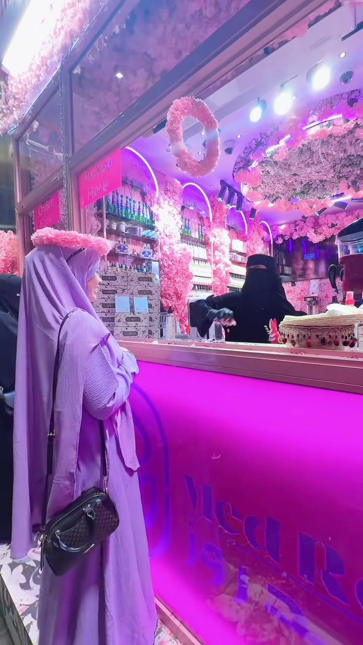 @SweetyRos786