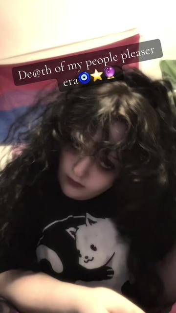 @⦻𝓔𝓮𝓻𝓲𝓮♡ℒ𝓊𝒸𝓎𝓃𝓉𝒽𝒾𝒶⦻