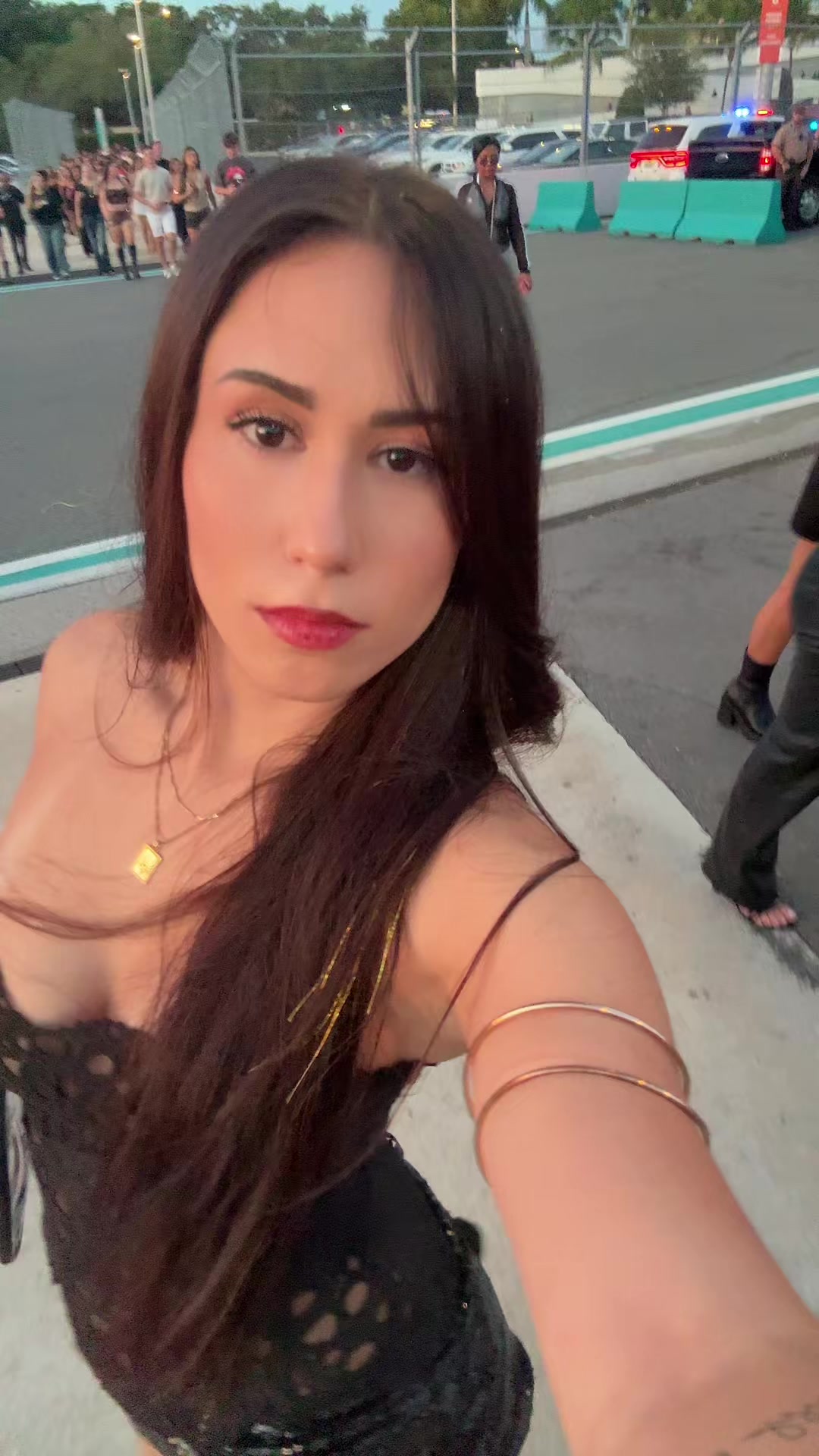@camili