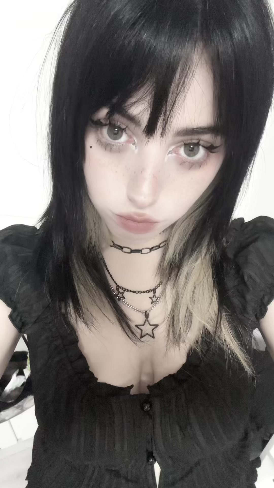 @bunny🦇