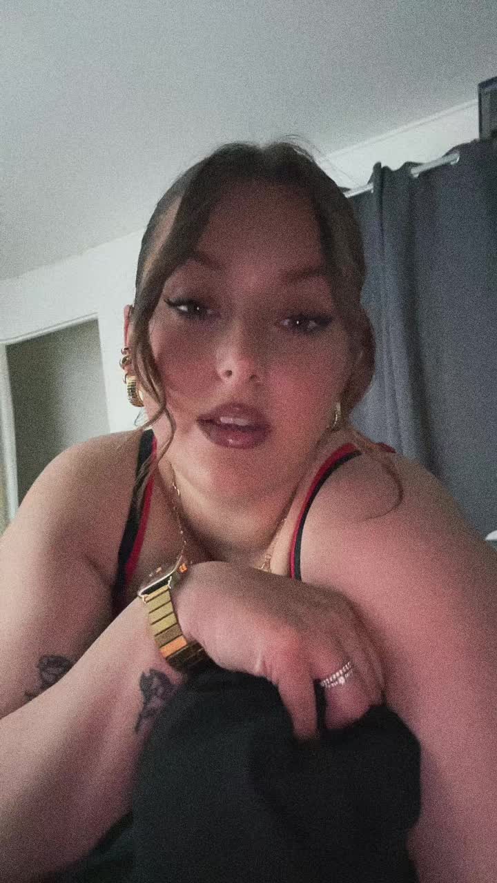 @Julia🦭
