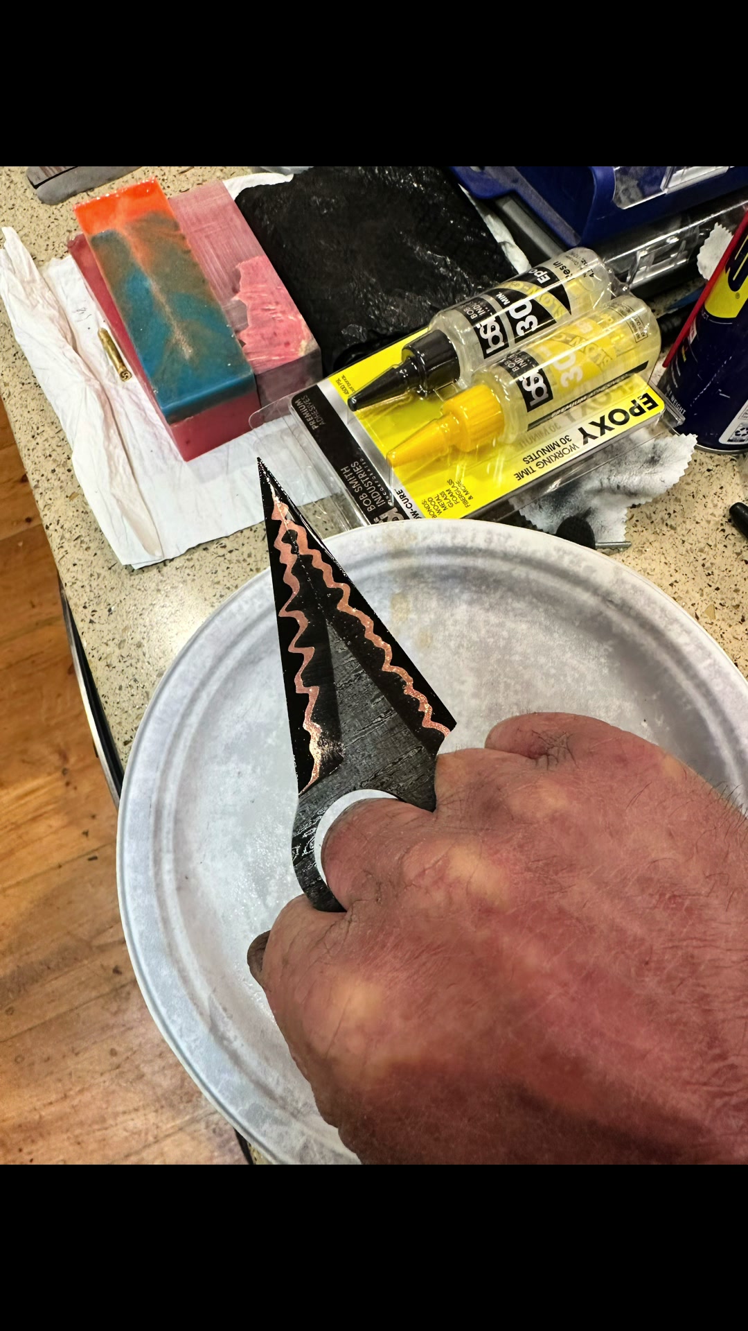 @Adams knives