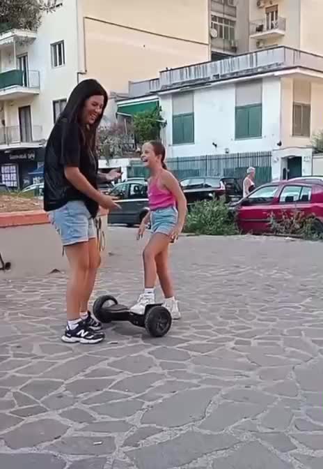 @Lulù
