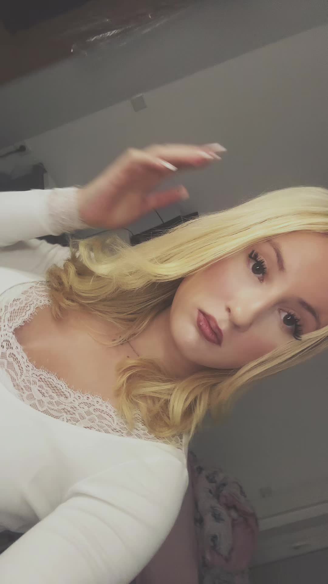 @xy.isabella.21