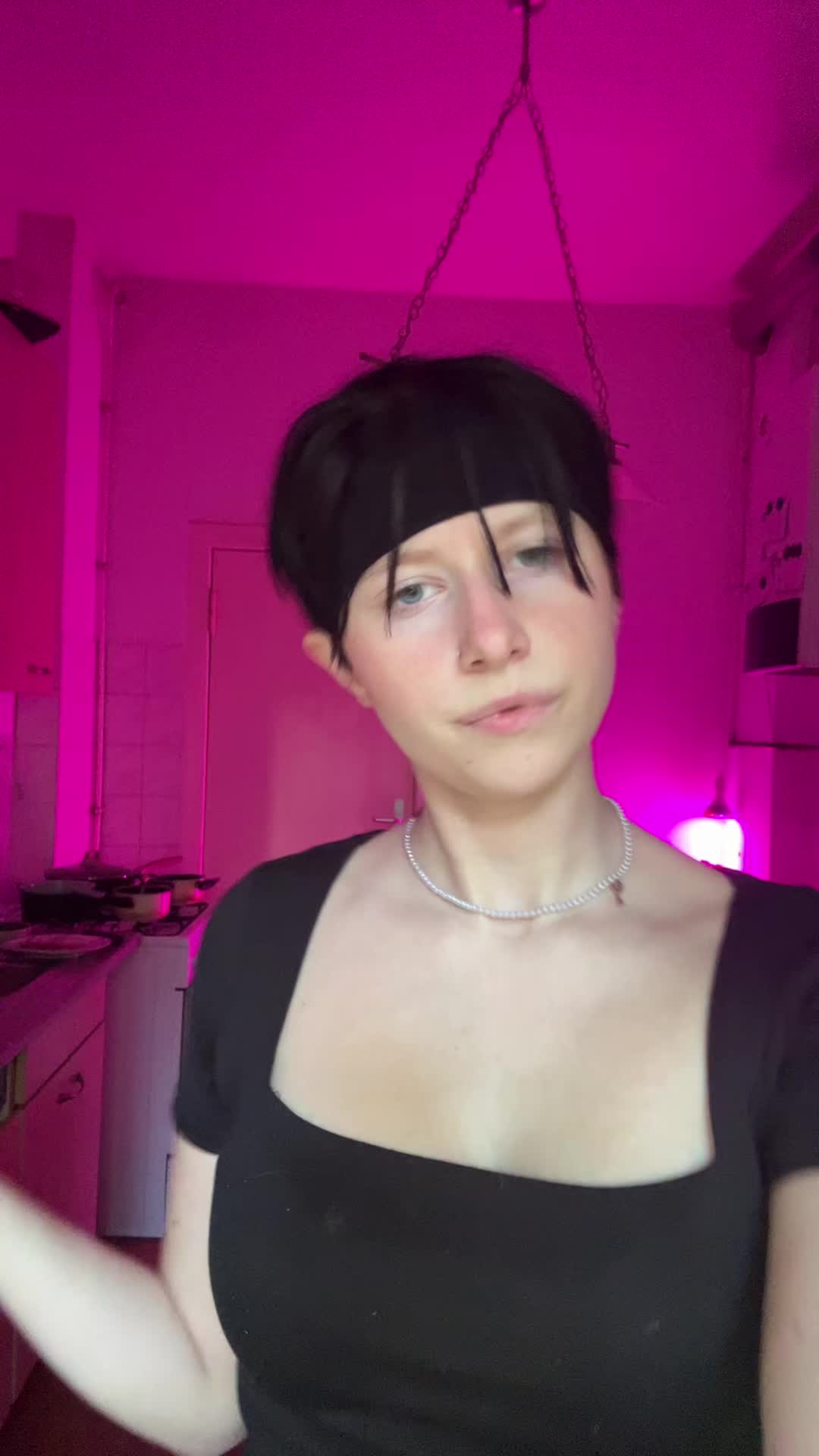 @💕🦇Rachel Ruth🦇💞