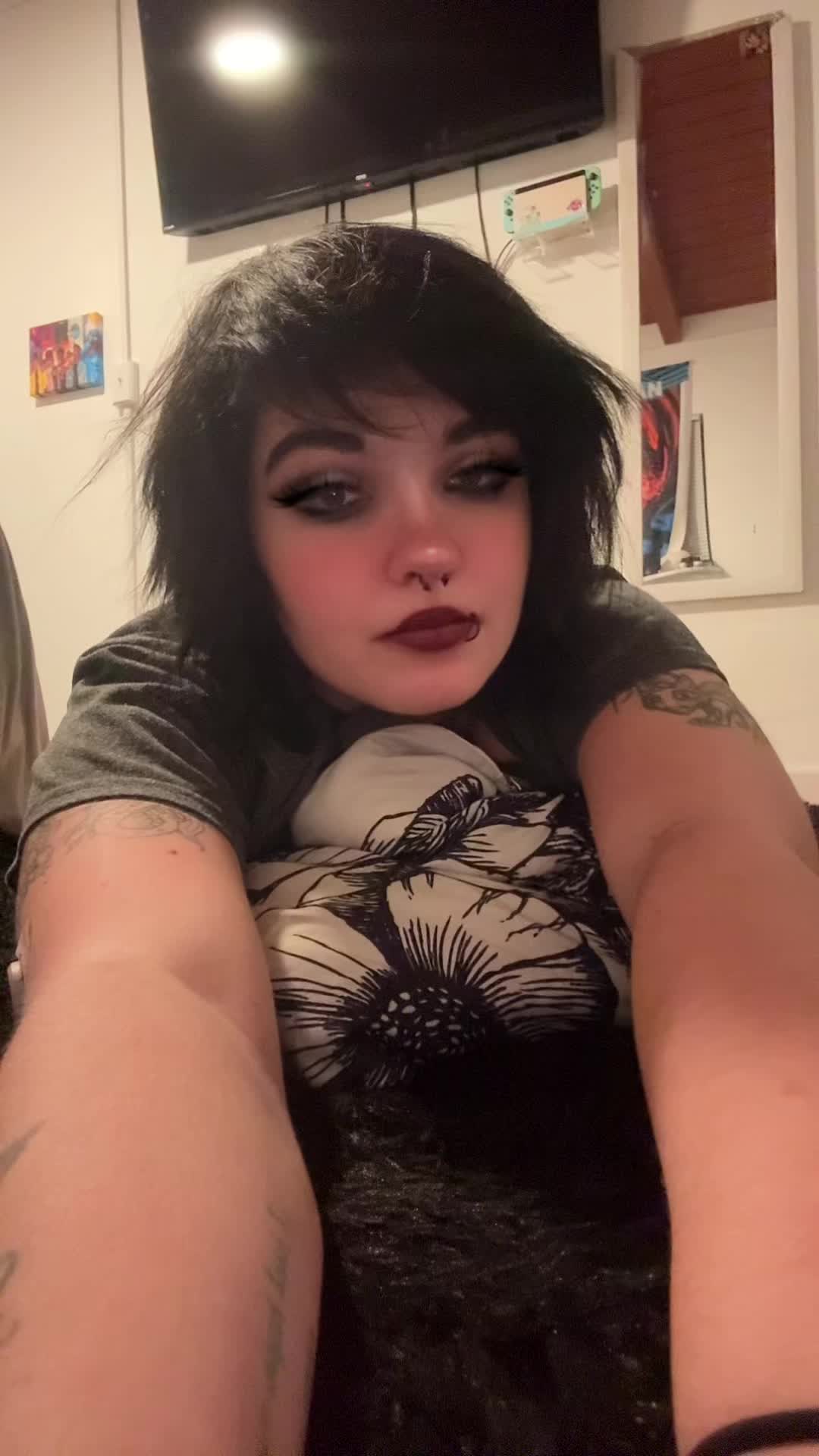 @Throat_goats11