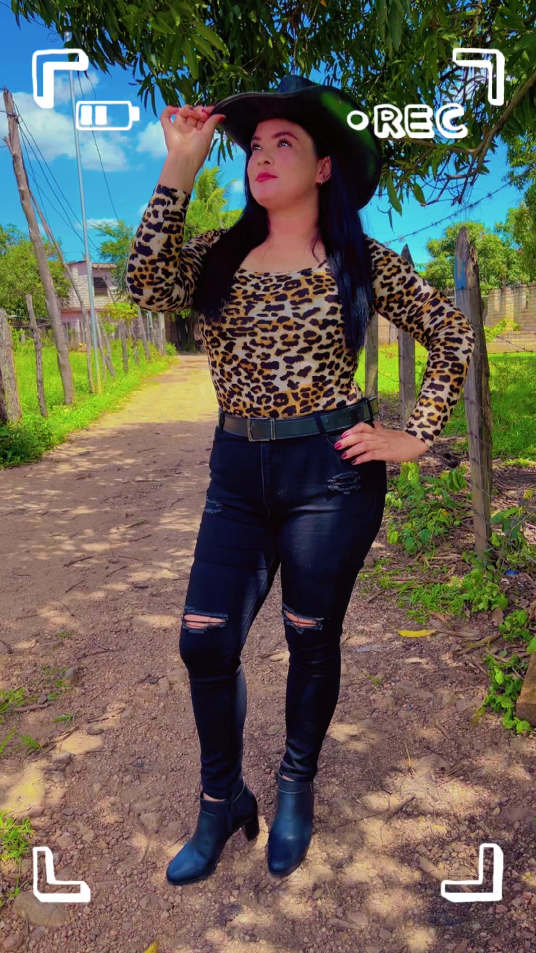 @Yorlincruz