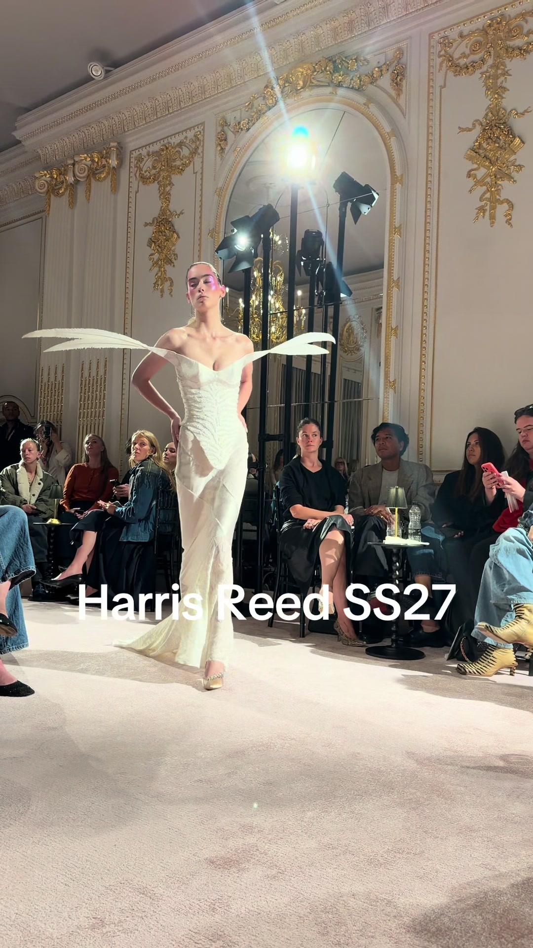 @fashionrailway
