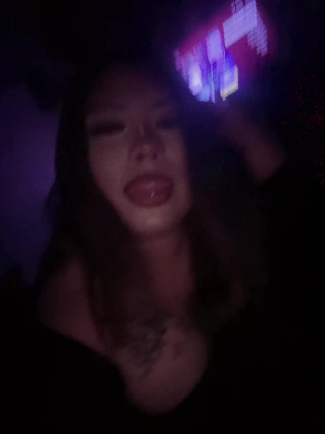 @Mariꨄ︎