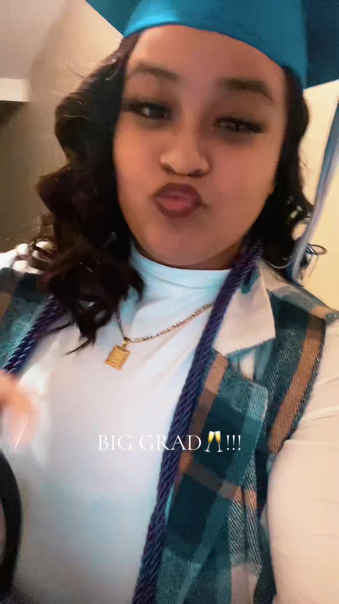 @solanaelise.