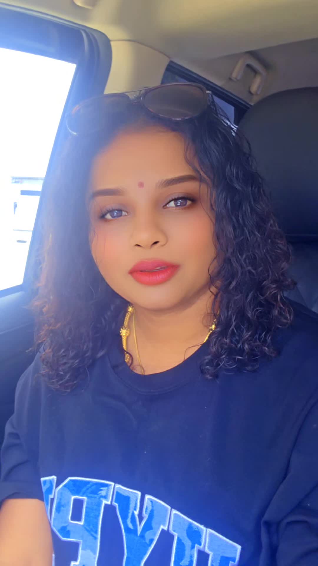 @Vikisugu designs