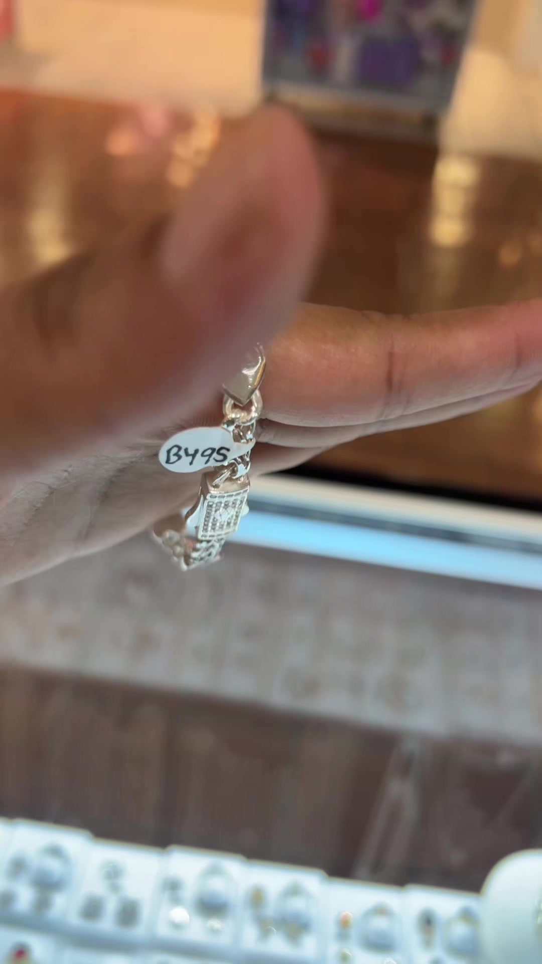@AliJewelers