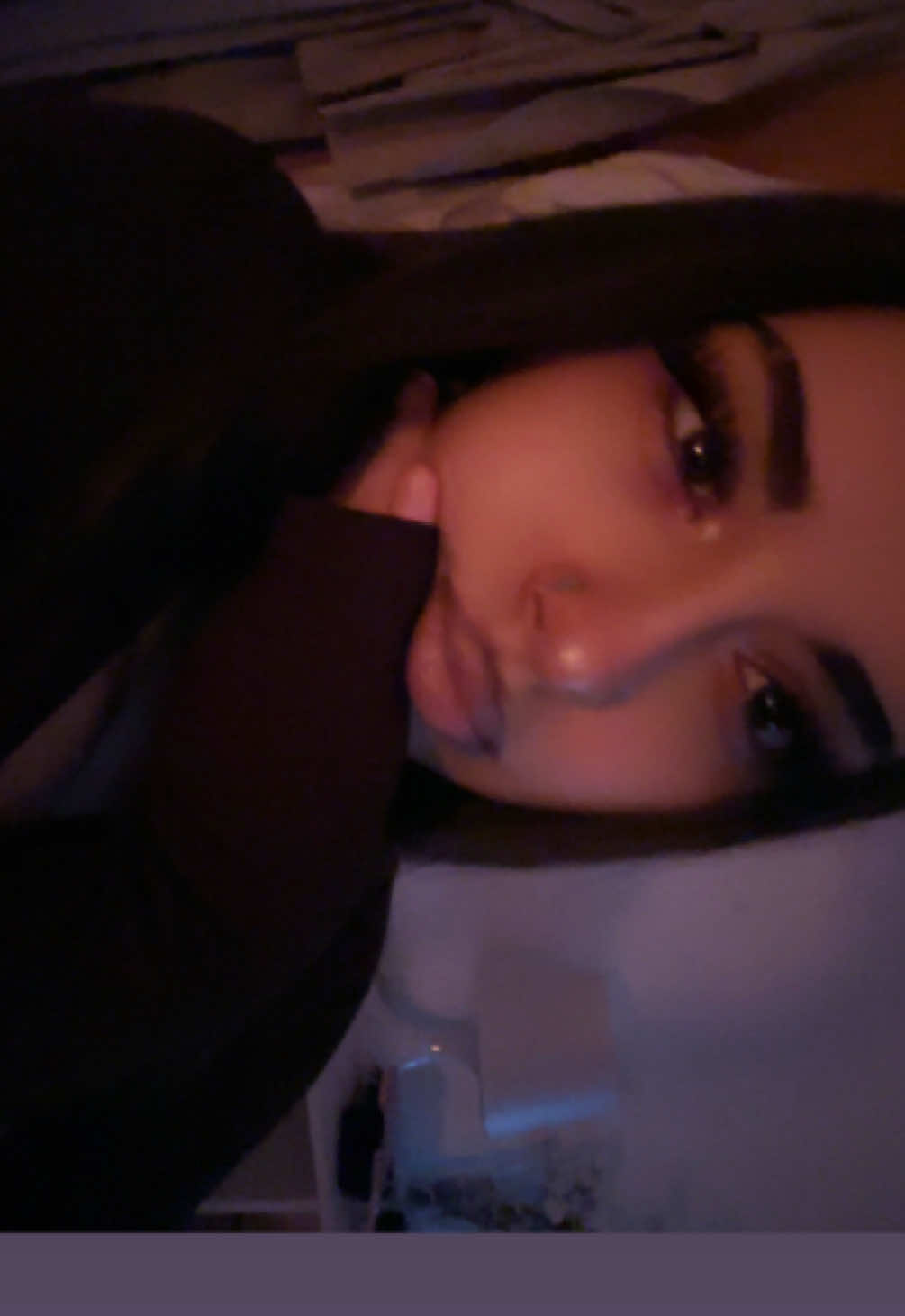 @⃟
