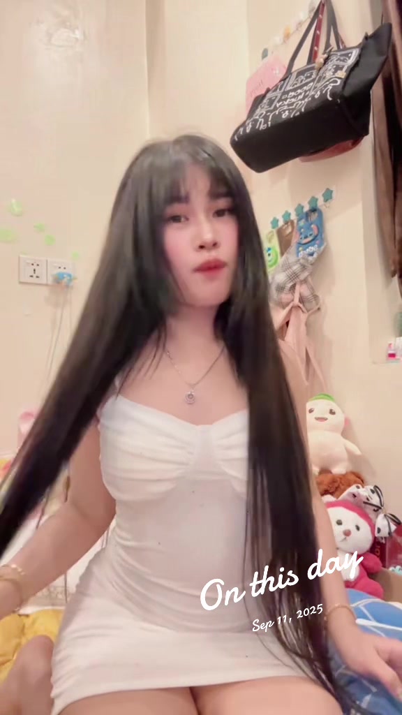 @🌹Eaint Myat Official🦂☘️