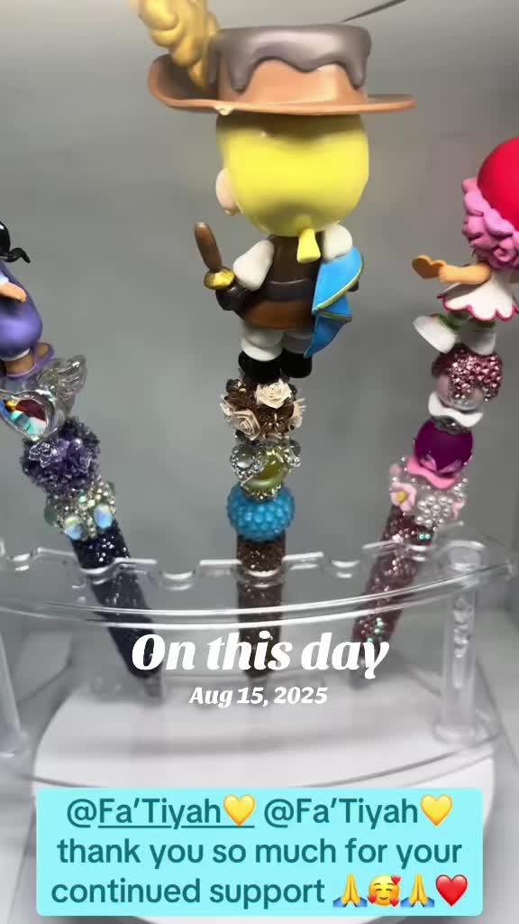 @Leidis Creations 1