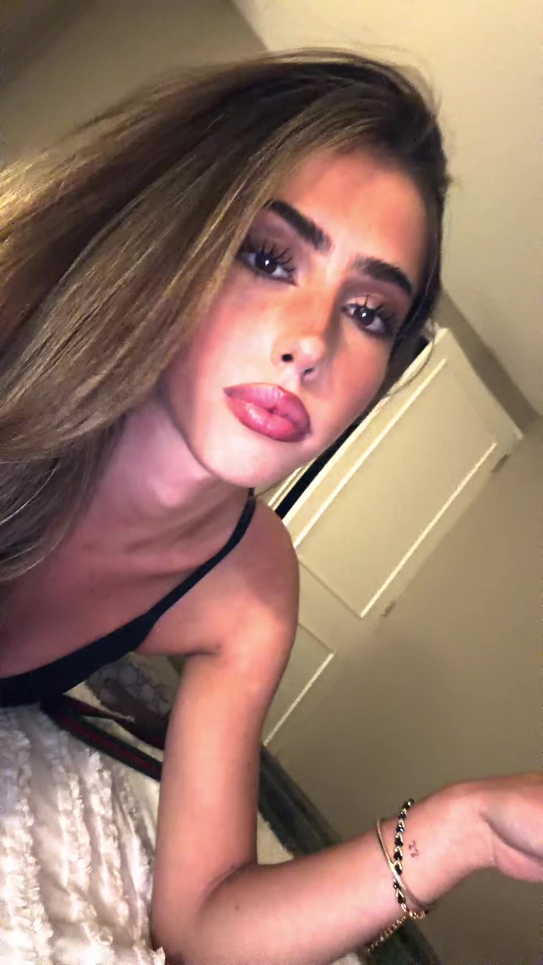 @isaariquelmeee