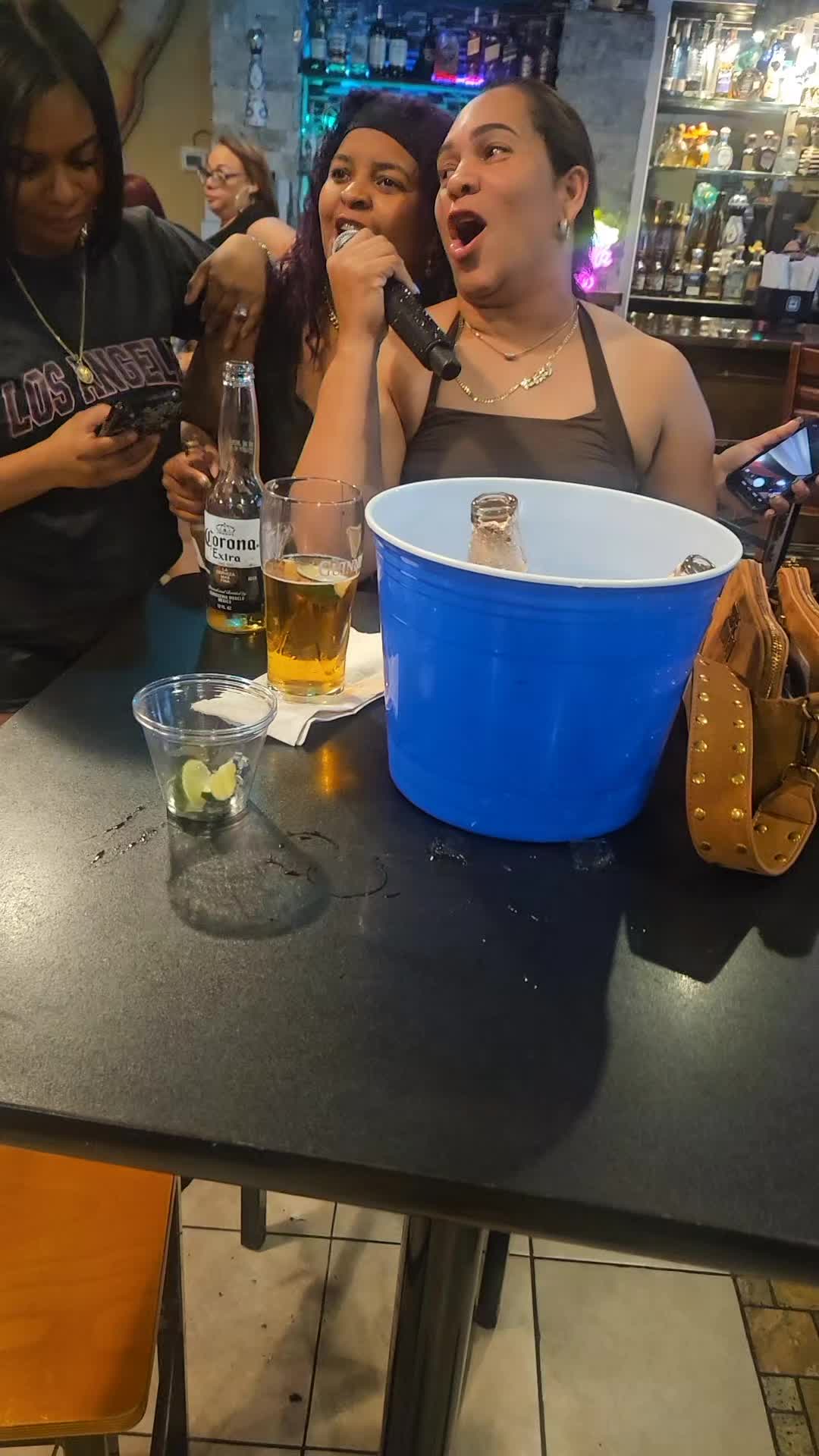 @Flavia Martes