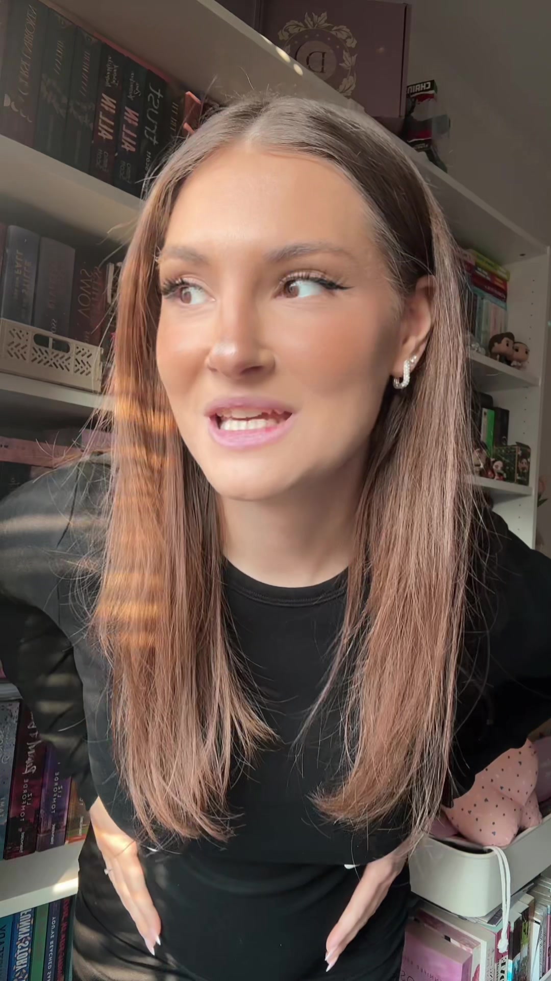 @alena ﾒ𝟶 | booktok