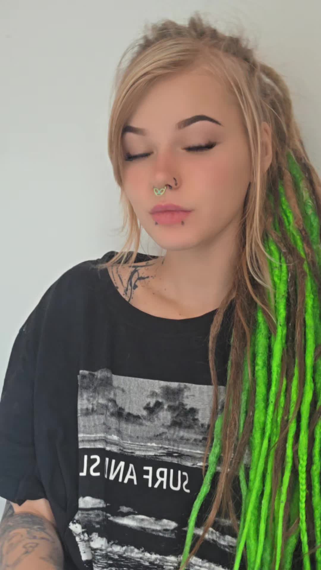 @toni_flowDark