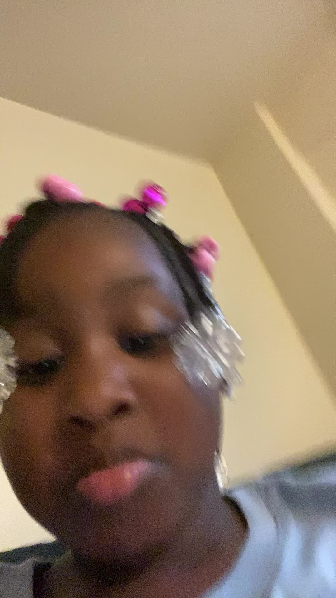 @MyaMya
