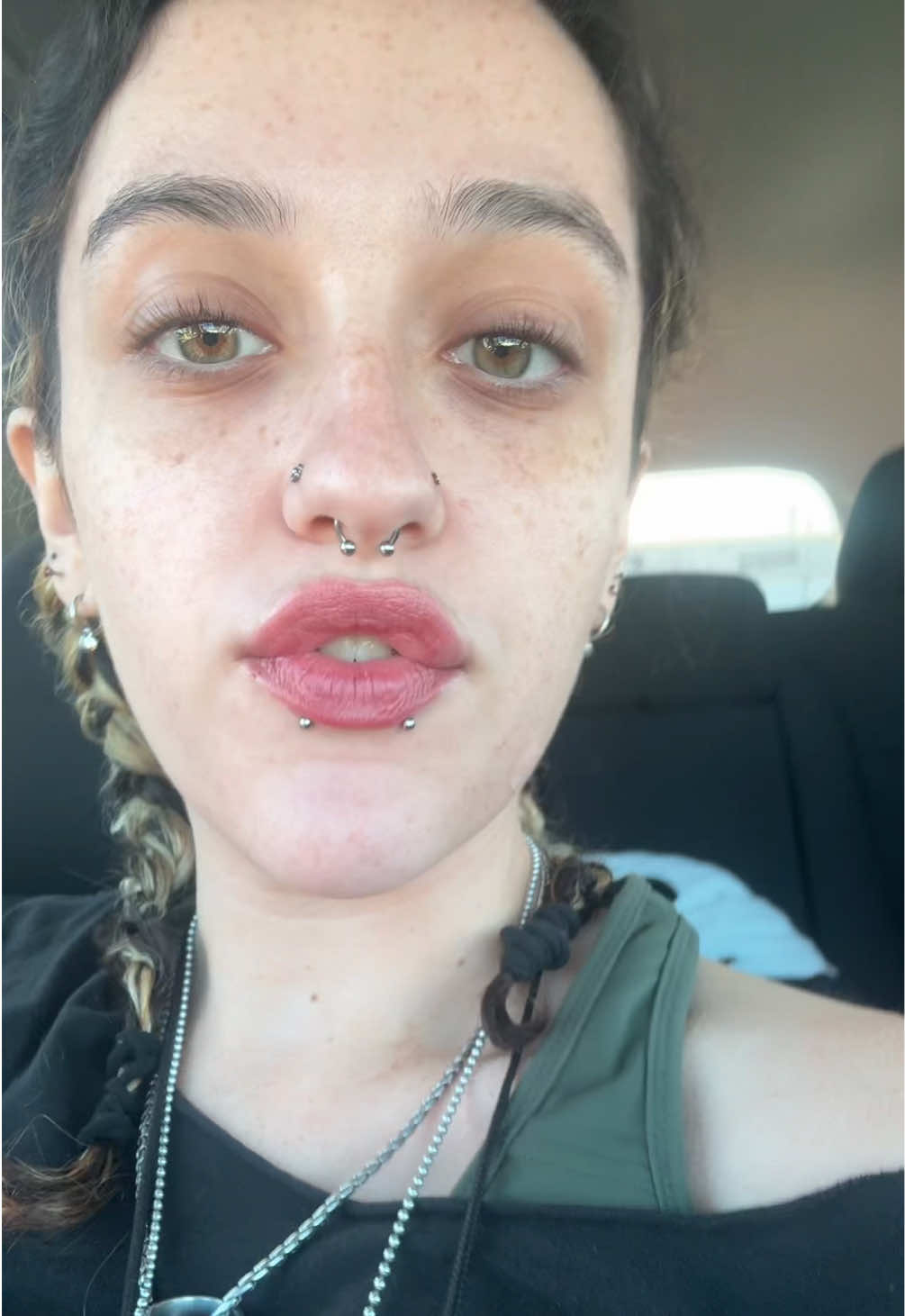 @ri ⁎⁺˳✧༚