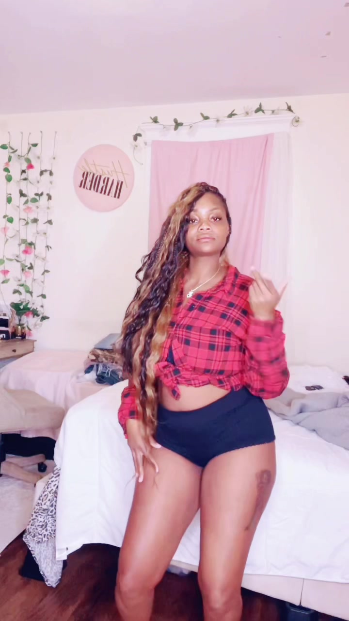 @NAGODDESSTHESCORP💋