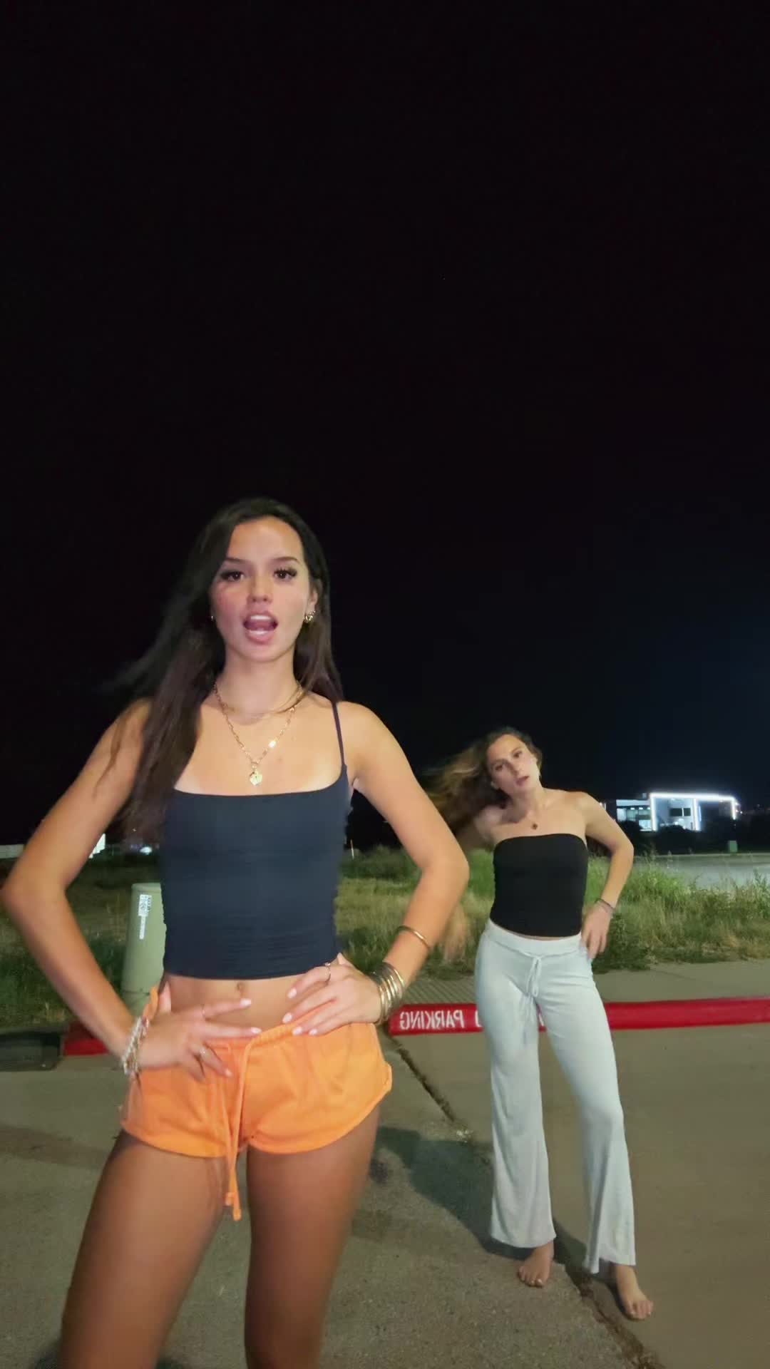 @CJ