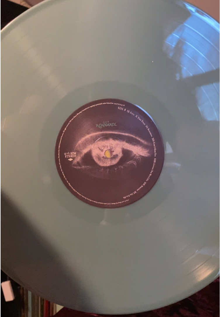 @Amber || Vinyl Collector❤️🔥