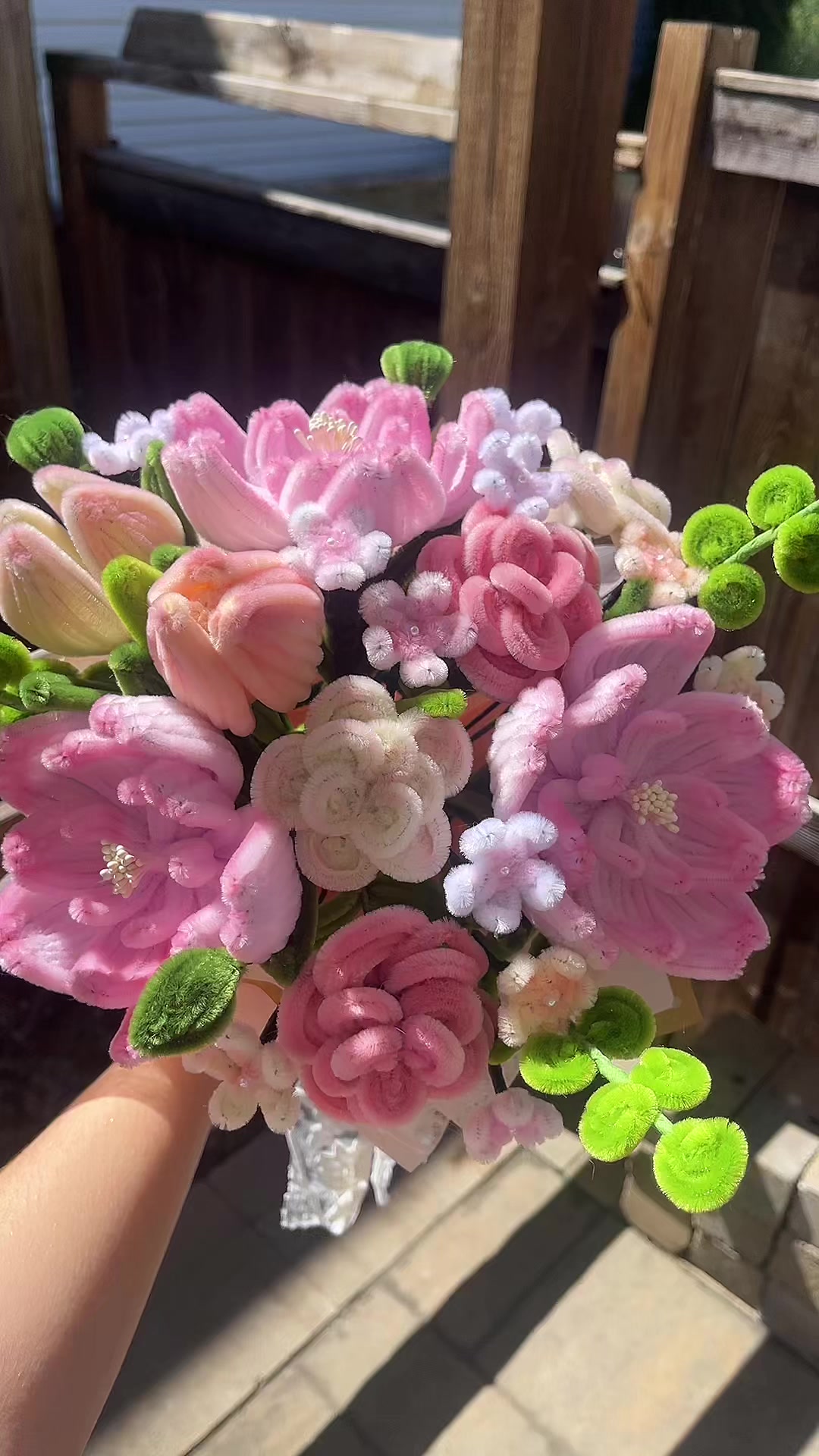 @Crescent Flowers 💐