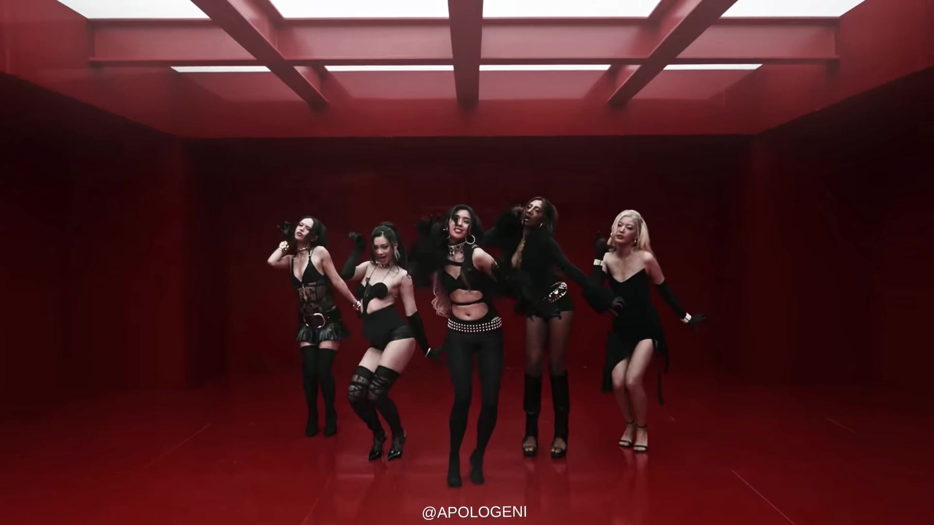 @𝖆𝖕𝖔𝖑𝖔