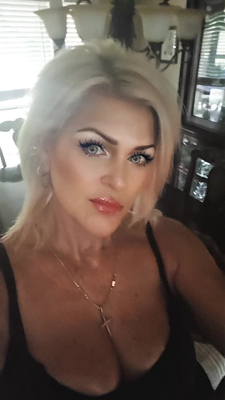 @xioms