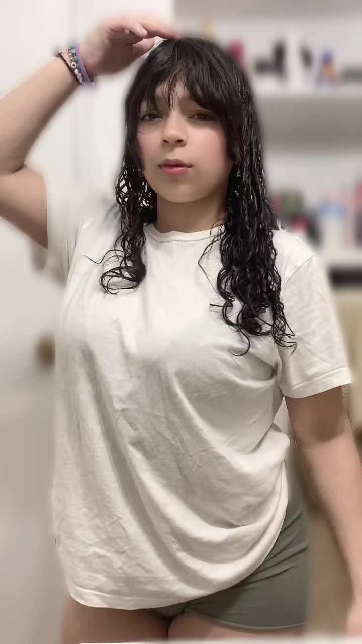 @๐ฉท•๐๐๐๐๐๐•๐