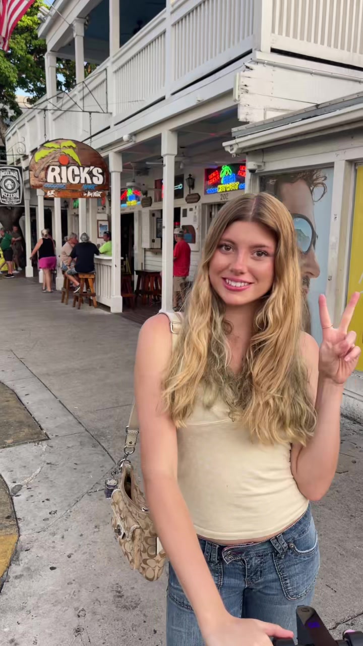 @Tacobella