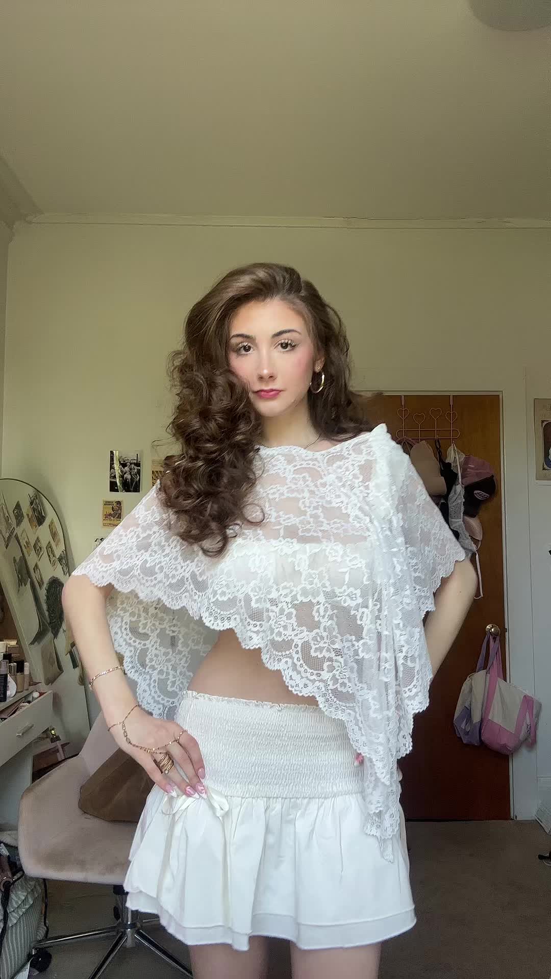 @Ana