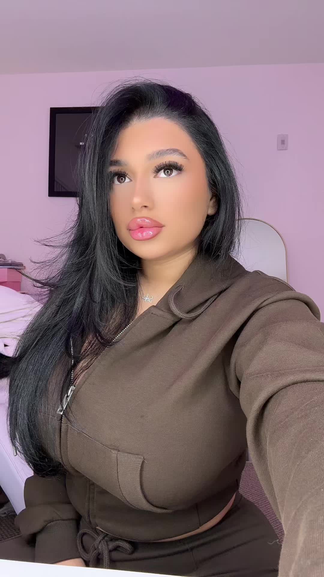 @Sofia