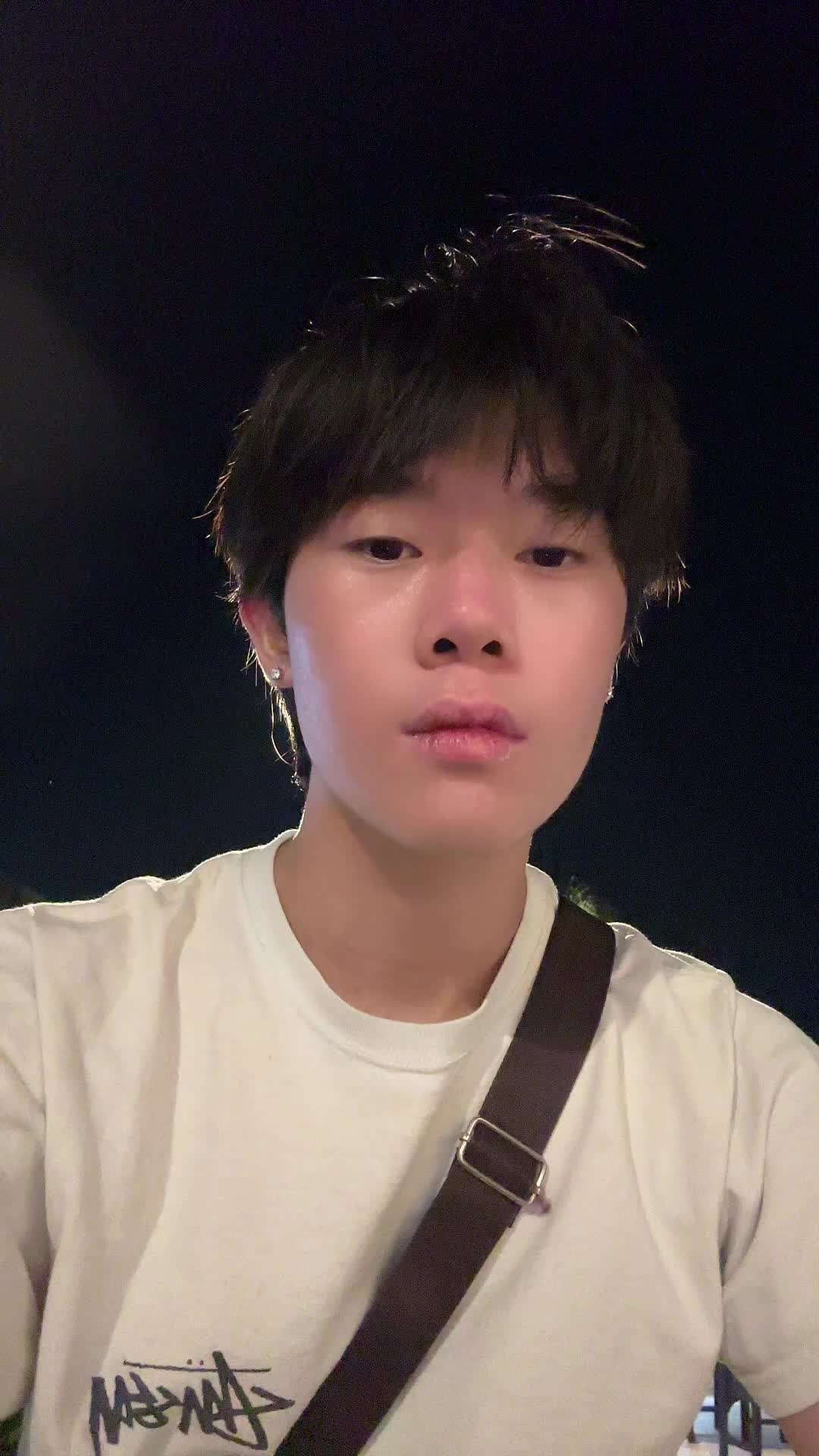 @supersubmissivetwinklovr