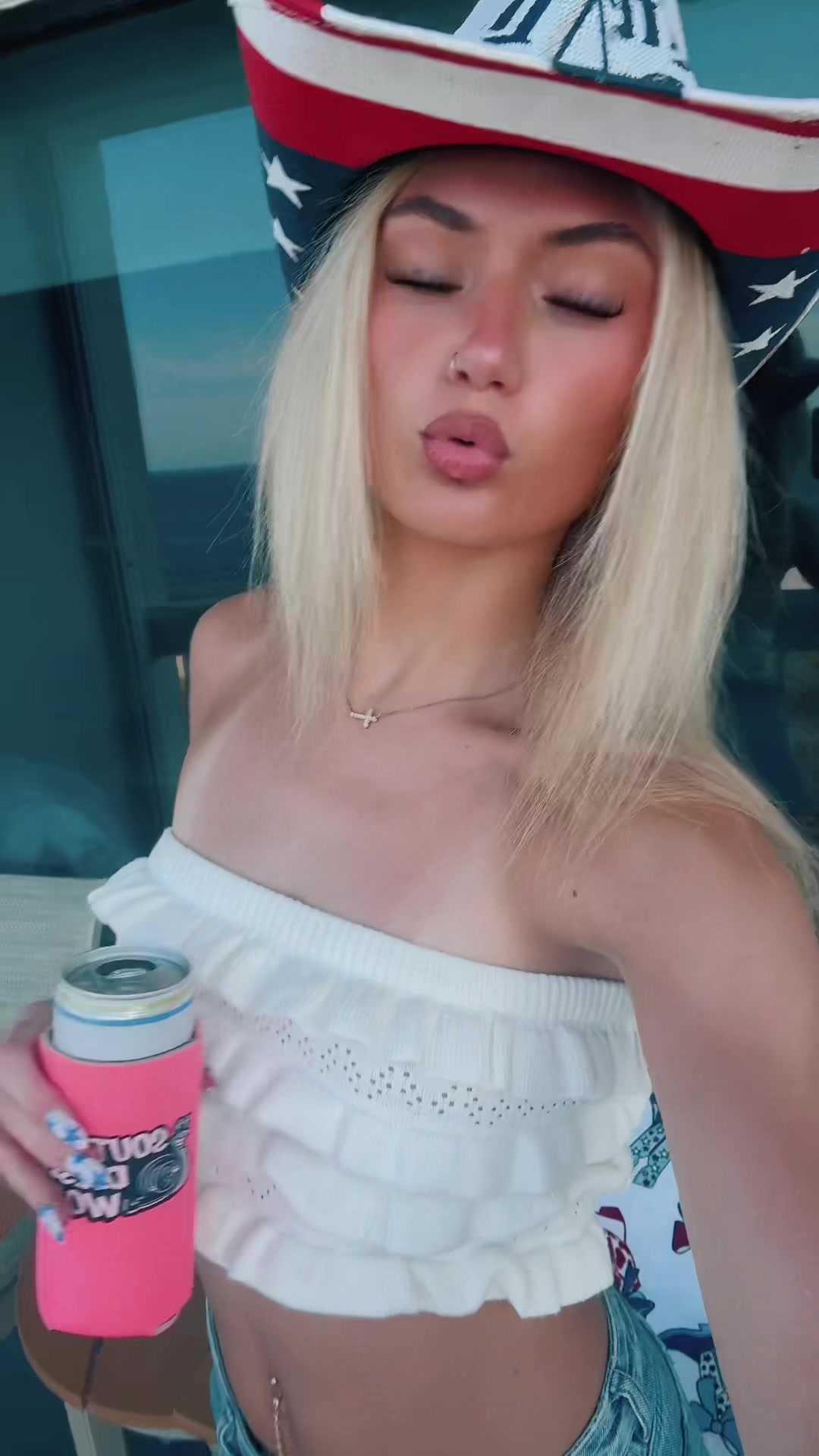 @peyton
