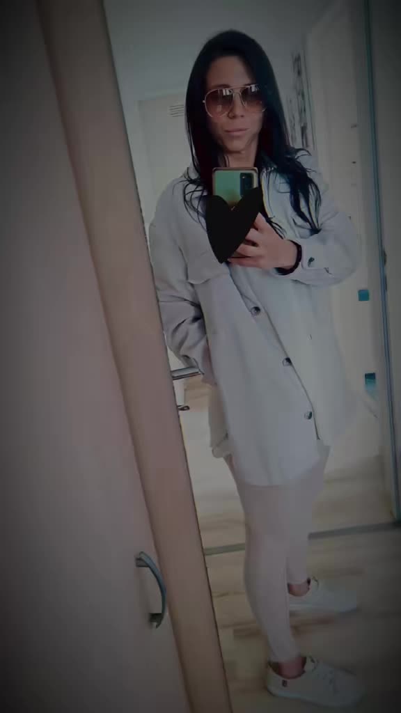 @Crazygirl22.12