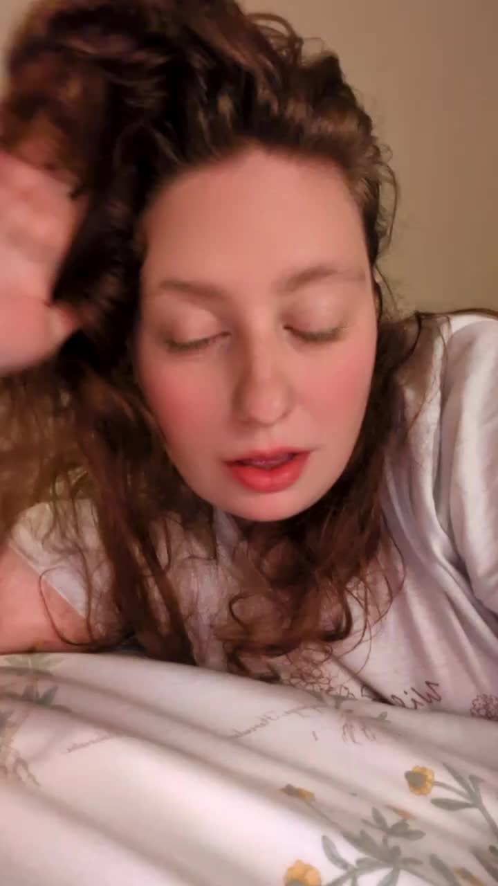 @tinyredhead