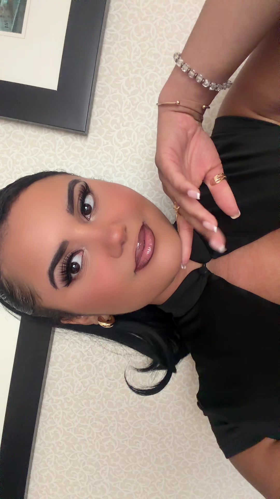 @AshleyB.