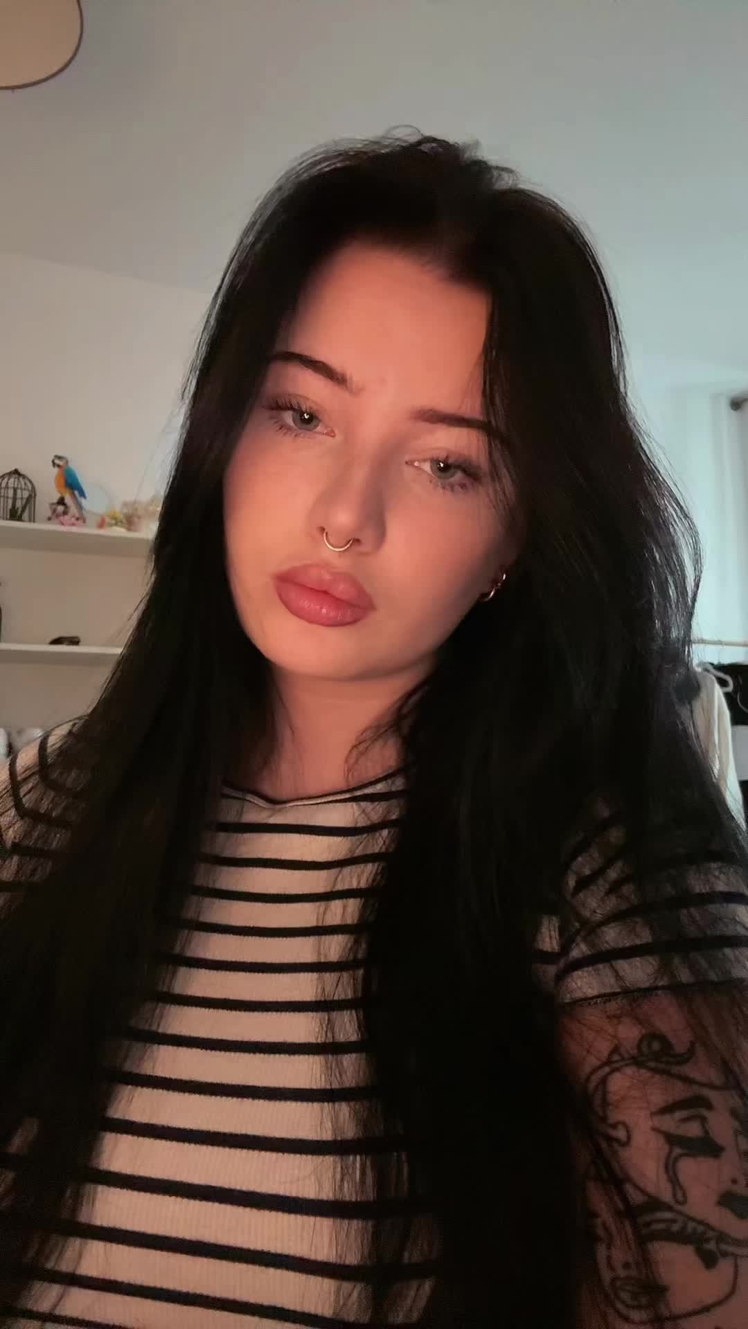 @𝐊𝐈𝐍𝐈𝐀🍸🐆