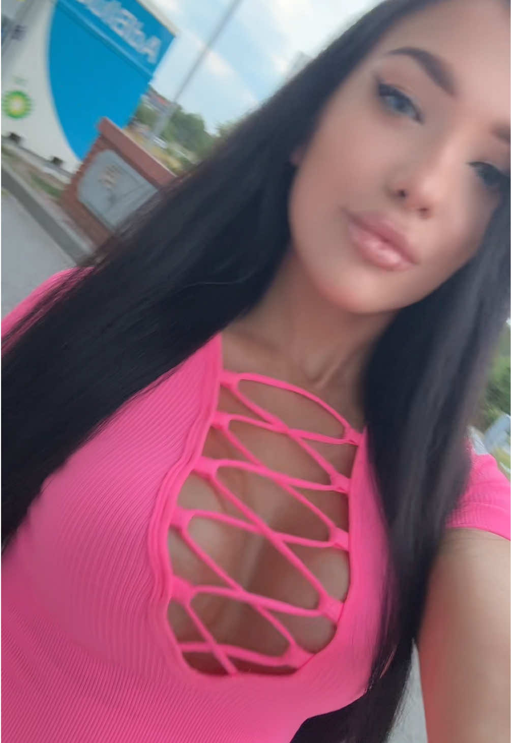 @izzi_official